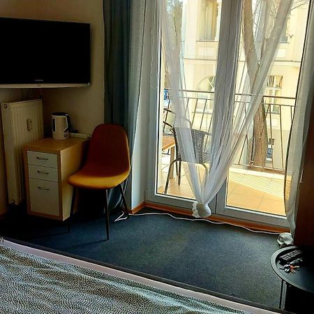 Citysopot-Centrum-Dabrowskiego Kültér fotó